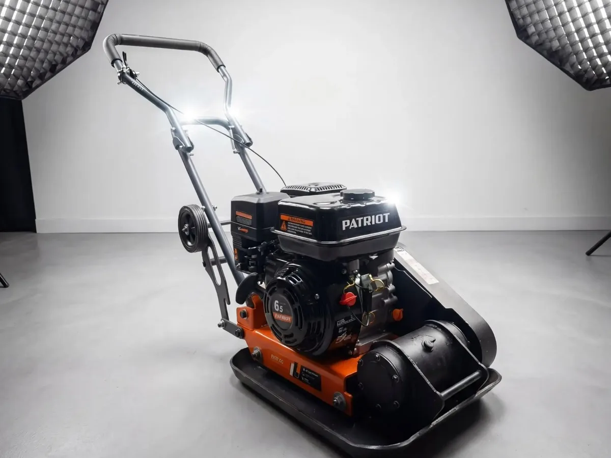 Виброплита Patriot SVR 60кг