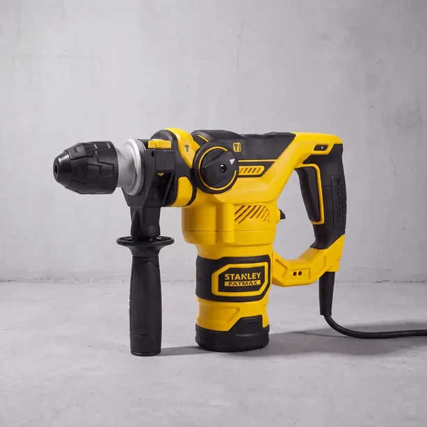 Перфоратор Stanley FatMax из парка BAZISPRO